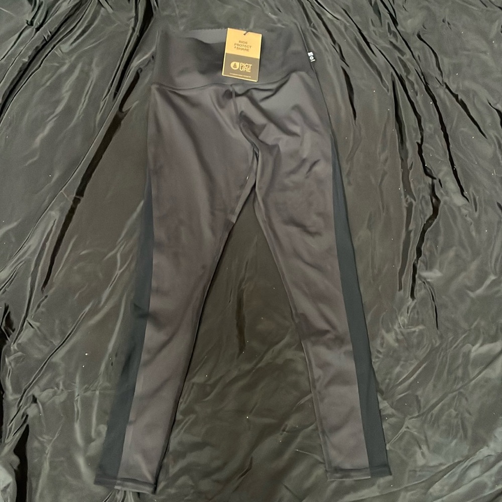 Picture Organic mesh slit leggings